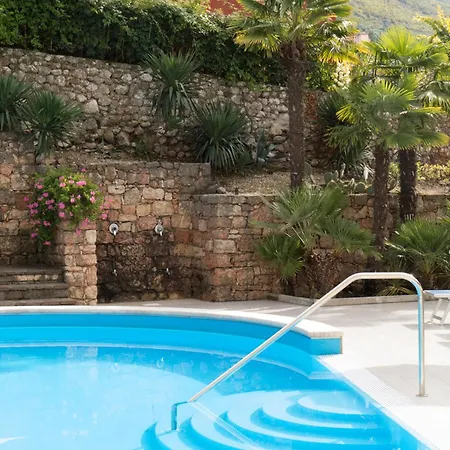 Drago Hotel 3*
